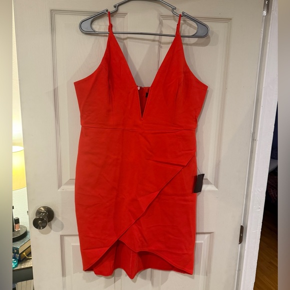 Lulus Dresses & Skirts - Lulu's Vibrant Red Asymmetrical Dress